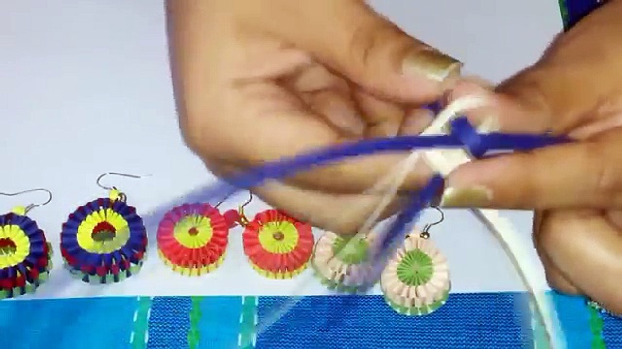 2. How to make Paper Weaving Earrings in 2 colors