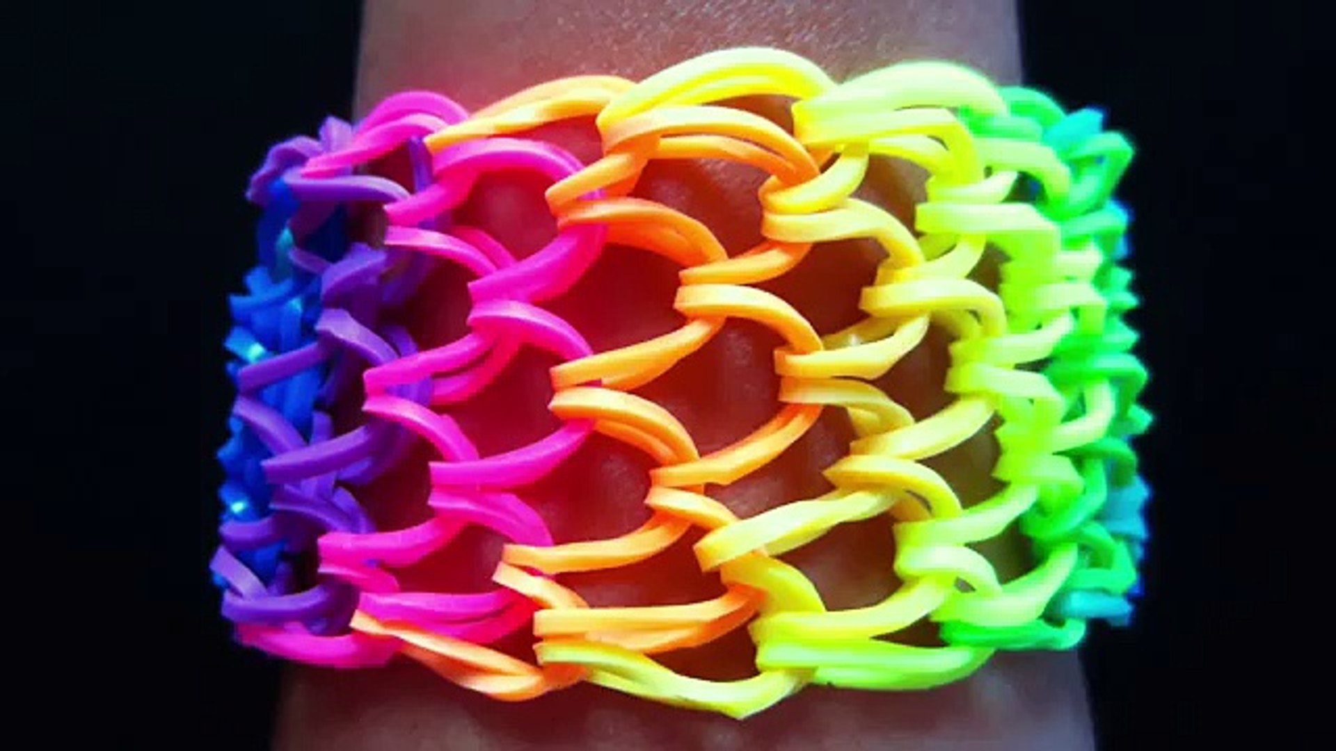 How to Make a Dragon Scale Rainbow Loom Bracelet without a Loom - video  dailymotion