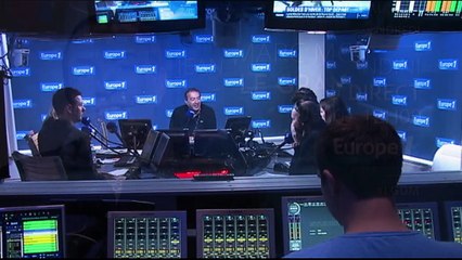 Tom Villa - Stagiaire à 51 ans, elle a beaucoup redoublé Karine
