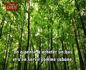 Un étudiant transforme un bus scolaire en un incroyable mobil-home !