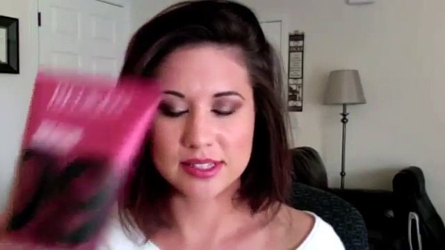 Short Hair Styles - Full and Wavy Curls