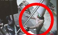 CCTV Footage of Robbery in Lahore