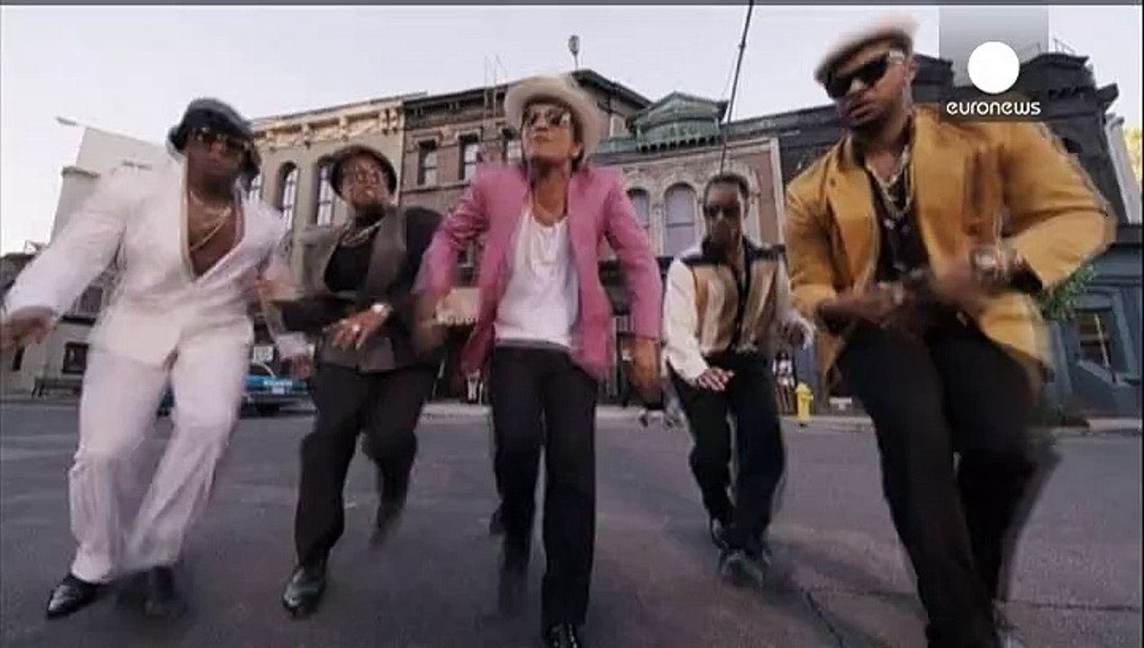 'Uptown Funk' von Mark Ronson mit Bruno Mars