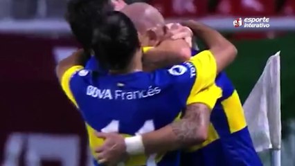 Fernando Campos sobre Santiago Silva "Tecnicamente deixa a desejar"