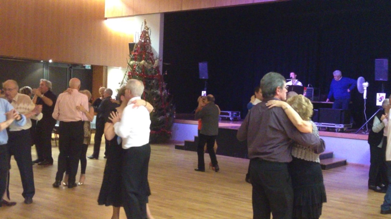 Thé dansant à Saint-Martin-des-Entrées