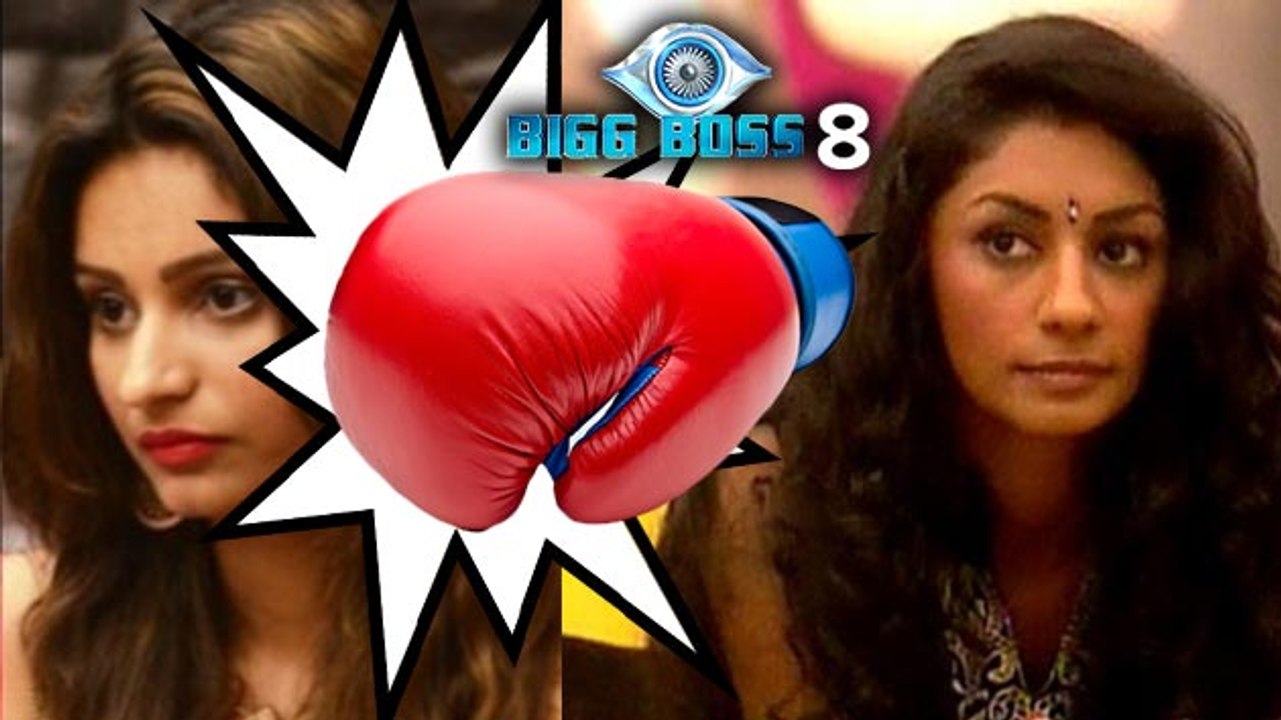 Bigg Boss 8: Mahek Chahal PUNCHES Dimpy Ganguly| OMG!!