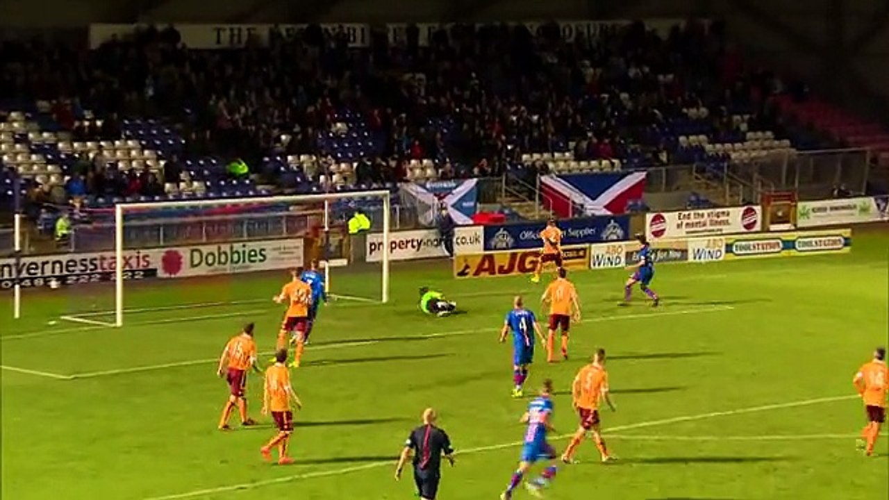 Motherwell keeper atones for error with fine goalkeeping