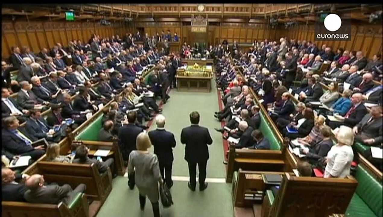 ردود أفعال منددة بالعملية الإجرامية ضد الصحيفة الفرنسية الساخرة شارلي إيبدو