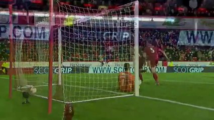 Rooney heads holders into last four