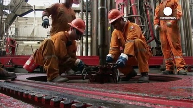 Γιατί η πτώση του πετρελαίου μπορεί να βλάψει τους καταναλωτές
