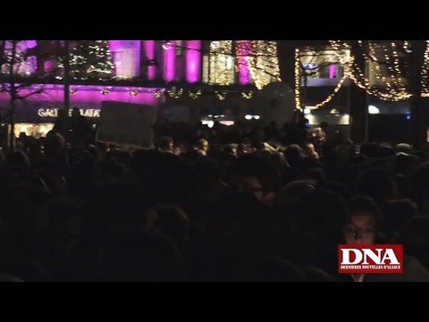 Strasbourg : rassemblement en hommage aux victimes de l'attentat de Charlie Hebdo