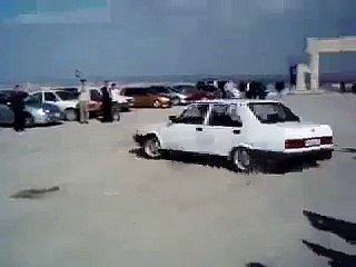 Şahinci Sahnede Şov Yapıyor