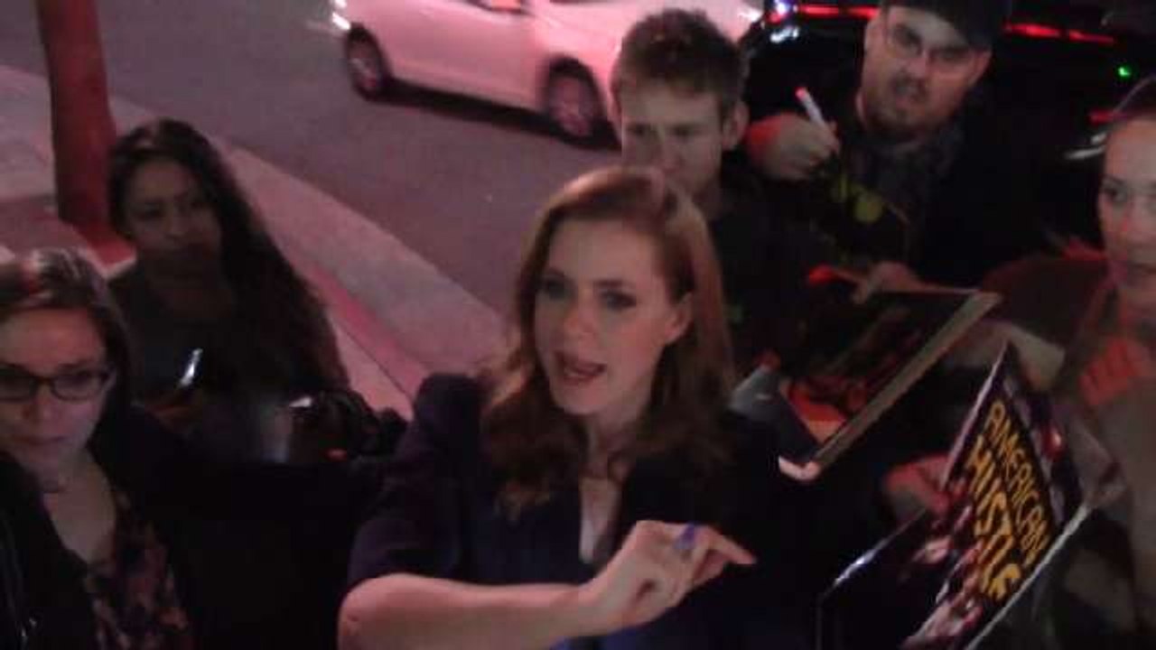 Amy Adams Signing Autographs