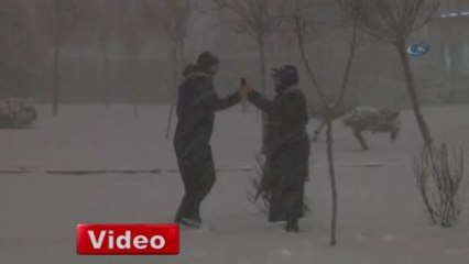 Malatya Beyaza Büründü, Okular 2 Gün Tatil Edildi