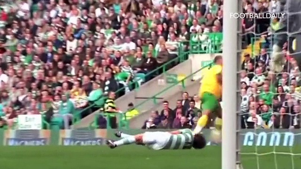 1D's Louis Tomlinson OWNED by Agbonlahor - WIN of the YEAR