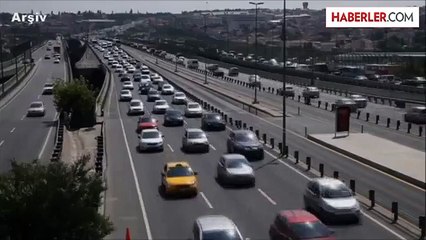 2014'te Otomobil ve Hafif Ticari Araç Pazarı Yüzde 10 Daraldı