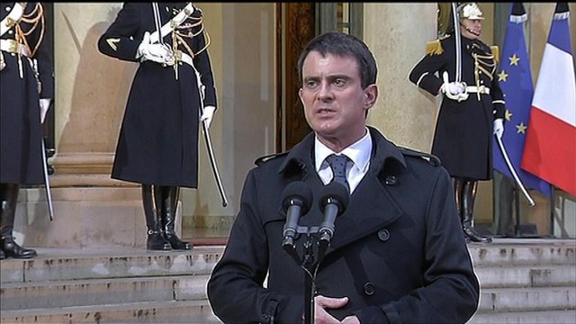 Charlie Hebdo: Valls salue les rassemblements citoyens dans toute la France