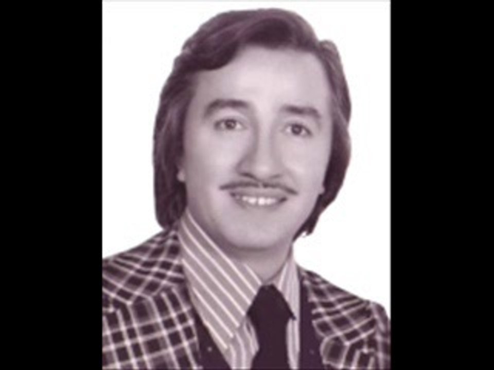 Ahmet Sezgin - Kerpiç Kerpiç Üstüne Kurdum Binayı