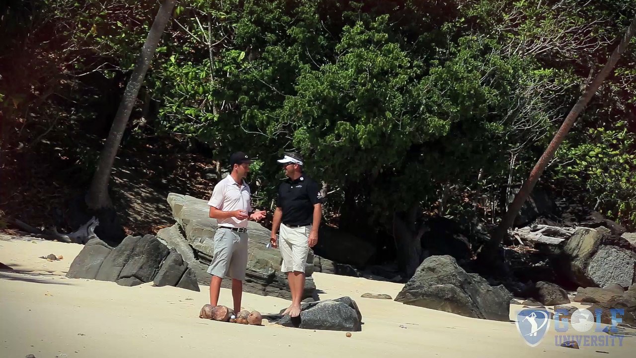 Golf_University_World's_Weirdest_Golf_Lie