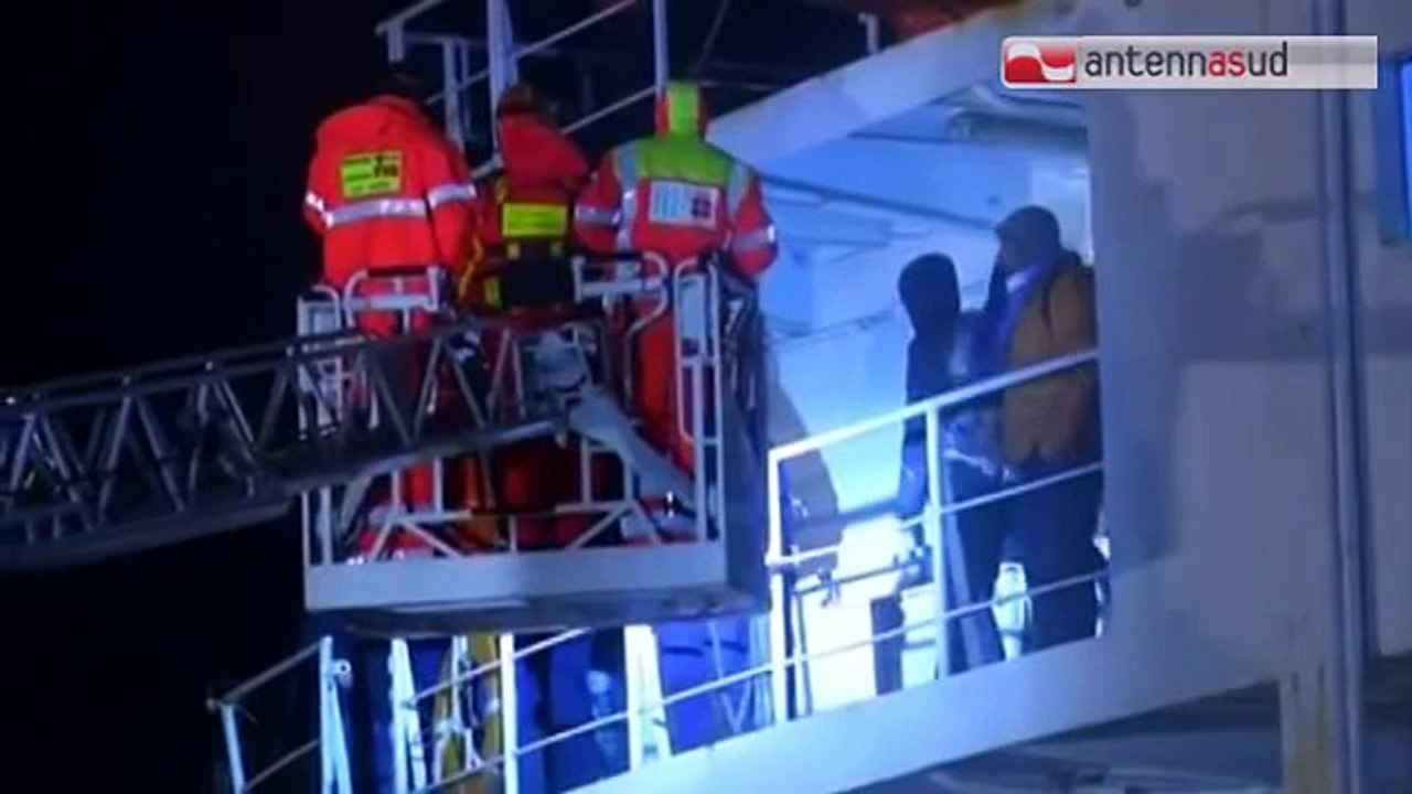 TG 02.01.15 Immigrazione, altra nave in arrivo sulle coste pugliesi