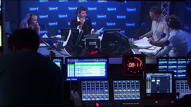 Charlie Hebdo : hommage au journaliste-économiste Bernard Maris