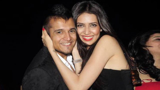 Bigg Boss Contestant Karishma Tanna & Boyfriend Rushabh Choksi's LEAKED PICS