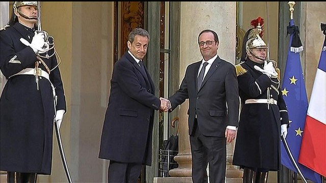 Sarkozy accueilli par Hollande à l'Elysée pour s'entretenir sur l'attentat à Charlie Hebdo