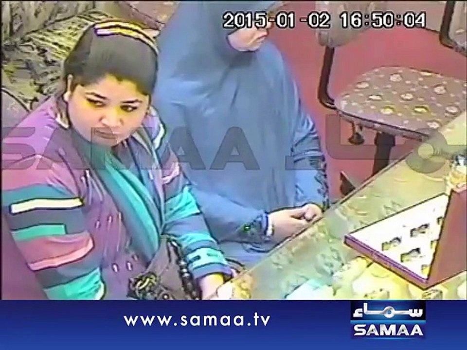 Jewelry thief caught on CCTV