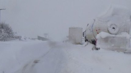 Bolu'da 15 Yıldır Görülmeyen Kar Esareti Yaşanıyor