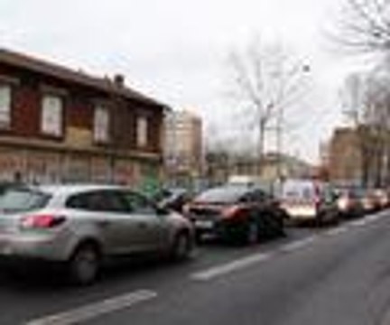 Fransa'da polise silahlı saldırı