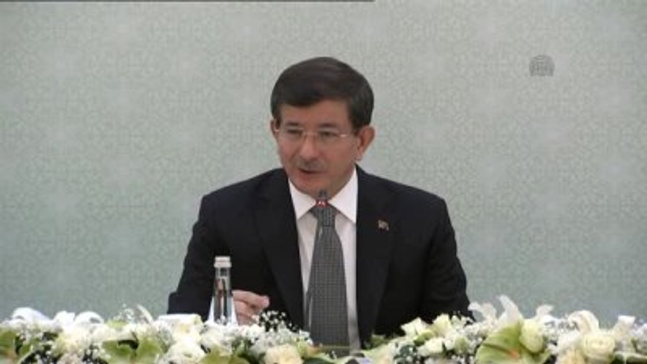 Davutoğlu: "Çocuk Okul Çağına Gelene Kadar Ebeveynlere Kısmi Süreli Çalışma İzni Hakkı Getireceğiz"