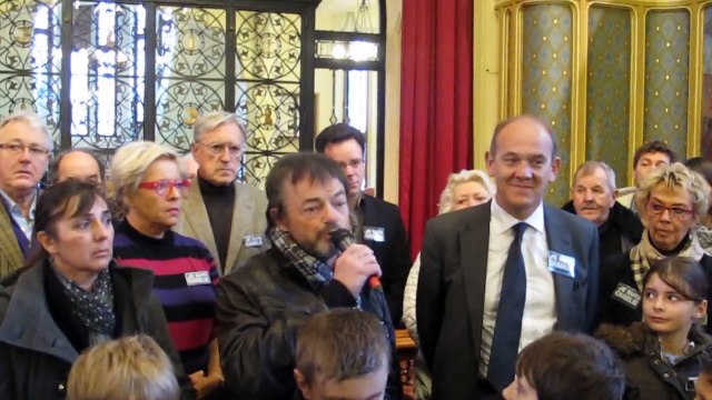 Charlie Hebdo: recueillement émouvant au Touquet en présent de Jean-Michel Delambre, ami de Cabu