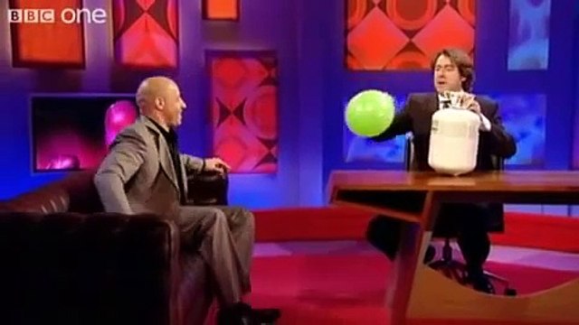 La voix hélium de Vin Diesel.