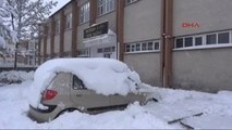 Kastamonu' da Spor Salonunun Çatısı Çöktü
