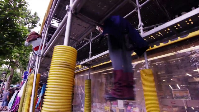 Assassin's Creed Unity Meets Parkour in Real Life