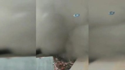 İş Makinesinin Çöken Binanın Altında Kalma Anı Kamerada