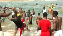 Fildişi Sahili Kıyılarındaki Çevre Kirliliği Turizmi Vuruyor