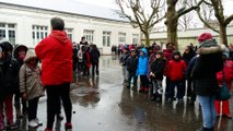 Minute de silence à l'école Saint-Just de la Plaine-Saint-Denis