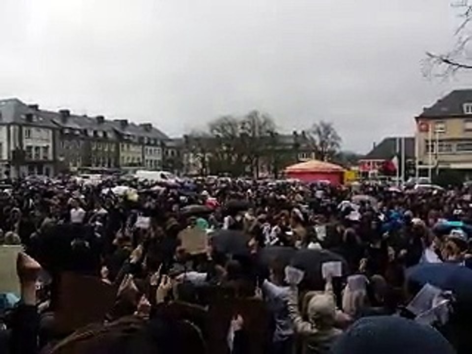 Lycéens saint-lois solidaires avec Charlie Hebdo