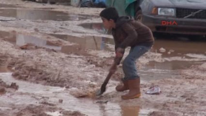 Hatay - 'Sınırımızdaki 500 Bin Suriyeli Donma Tehlikesiyle Karşı Karşıya'