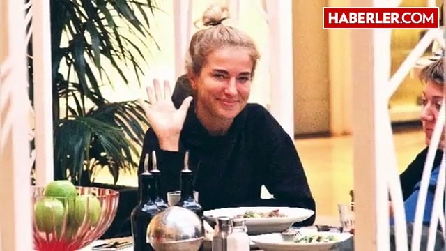 Burcu Esmersoy Makyajsız Görüntülendi