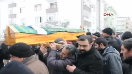 Karla Kaplı Mezarlıkta Toprağa Verildi