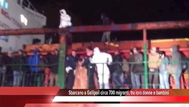CRONACA - Sbarcano a Gallipoli circa 700 migranti, tra loro donne e bambini