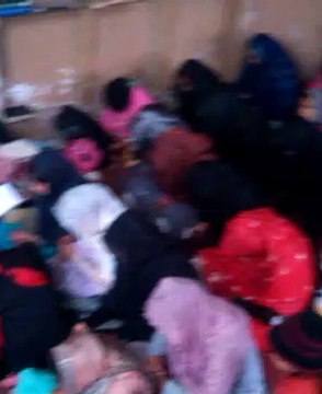 Bhai Shfaqat praying for Words of God Jesus Christ Church in Pakistan.