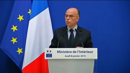 Neuf personnes en garde à vue sur l'affaire "Charlie Hebdo", annonce Cazeneuve