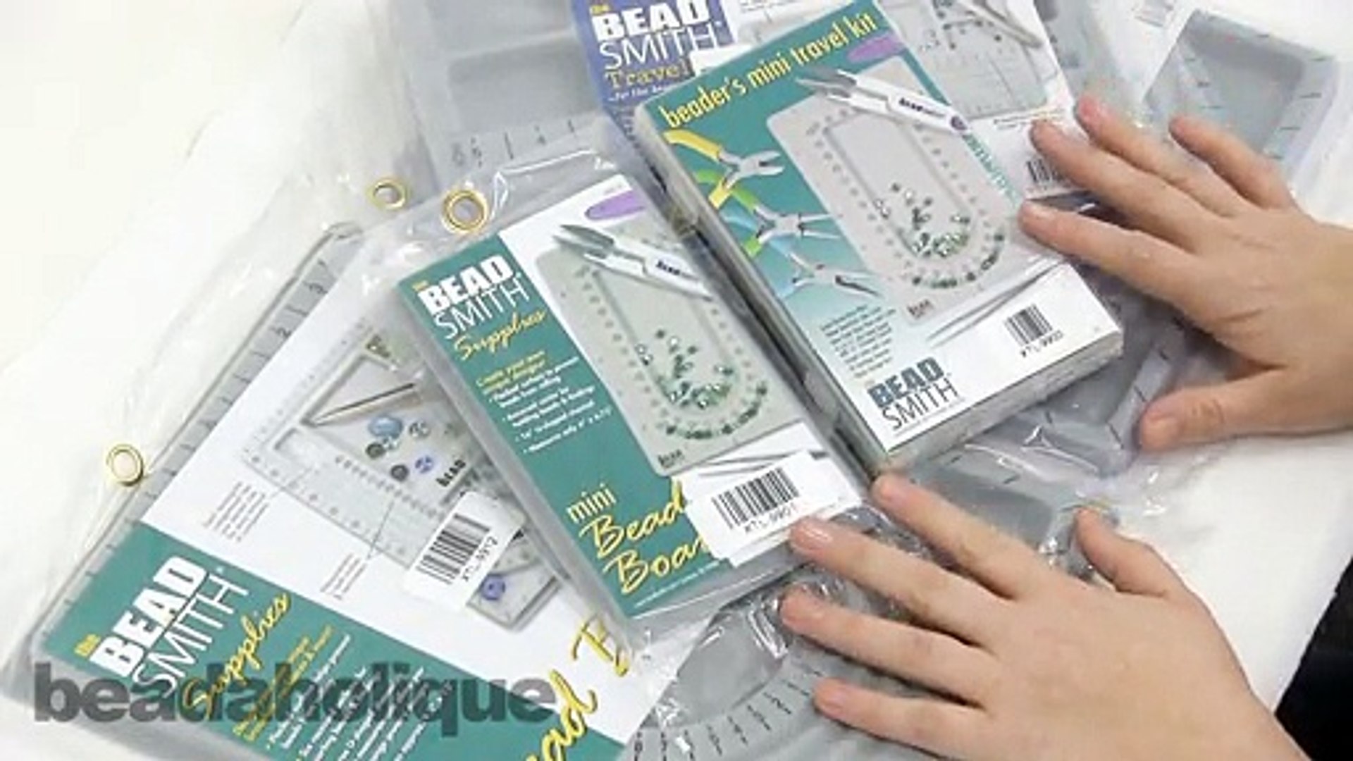 Mini Travel Bead Design Beading Board Gray Flock with Lid 7.75 x 11.25