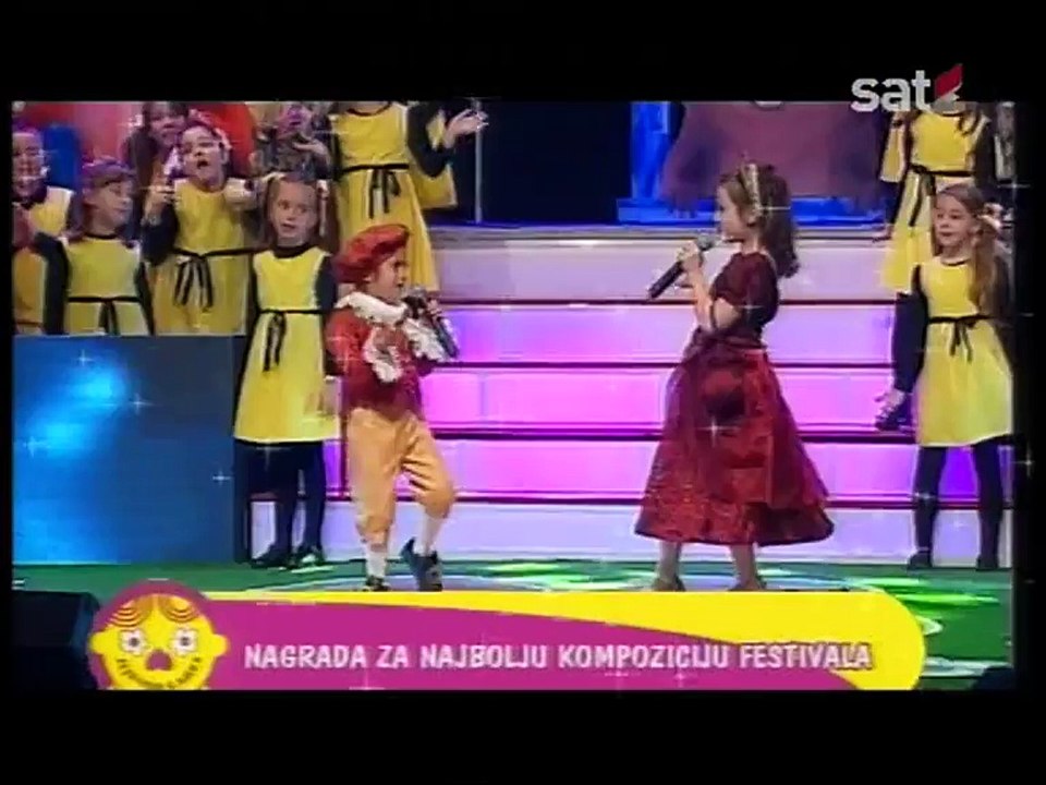Dječji hor Zvijezdice,novogodišnji program RTCG (www.rtcg.me 31/12/2014)