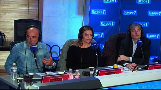 Cyril Hanouna rend hommage à Charlie Hebdo