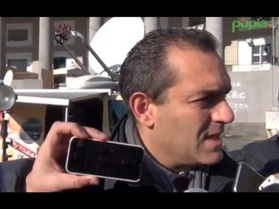 Napoli - De Magistris: "Le ceneri di Pino Daniele al Maschio Angioino" (06.01.15)