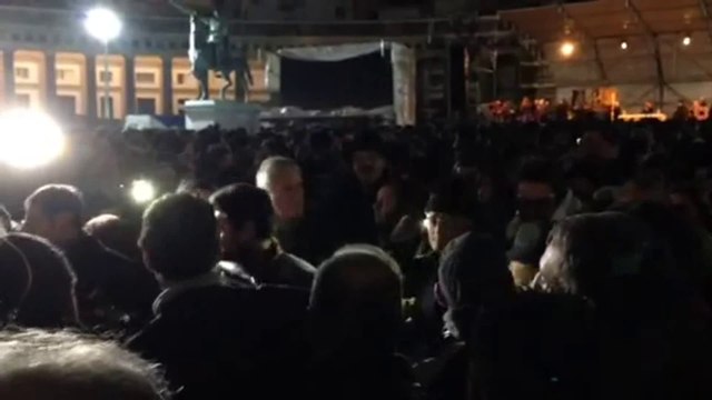 Napoli - Pino Daniele, i funerali - 4 - (07.01.15)